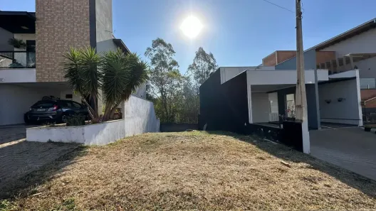 Lote/Terreno à venda, 200m² no Jardim São Francisco, Piracicaba