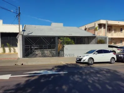 Imóvel Comercial com 3 Quartos à venda, 175m² no Jardim Londrilar, Londrina