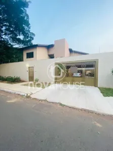 Sobrado com 5 Quartos à venda, 332m² no Carandá Bosque, Campo Grande
