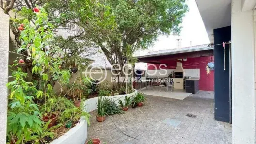 Casa com 7 Quartos à venda, 314m² no Serra, Belo Horizonte