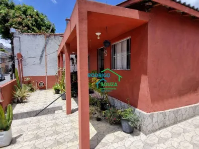 Casa com 3 Quartos à venda, 128m² no Vila Mercês, Carapicuíba