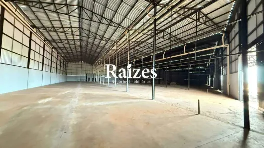 Galpão/Depósito/Armazém à venda, 820m² no Loteamento Centro Empresarial Leste I, Uberlândia