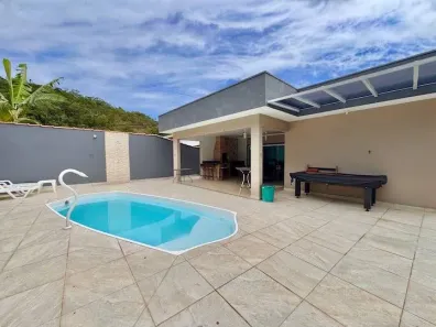 Casa de Condomínio com 4 Quartos à venda, 190m² no Praia da Mococa, Caraguatatuba