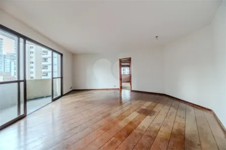 Apartamento com 3 Quartos à venda, 134m² no Vila Uberabinha, São Paulo