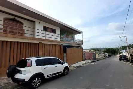 Casa com 5 Quartos para alugar, 449m² no Planalto, Manaus
