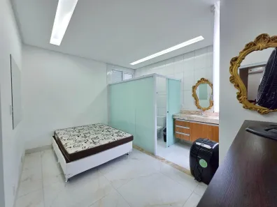 Casa com 5 Quartos para alugar, 333m² no Loteamento Celina Park, Goiânia