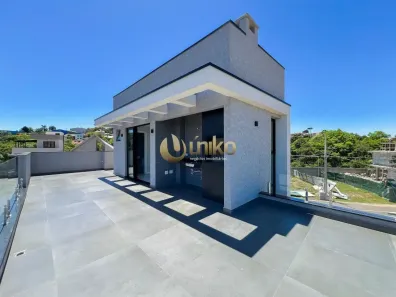 Casa de Condomínio com 3 Quartos à venda, 128m² no Santa Cândida, Curitiba