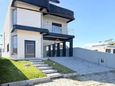 Sobrado com 3 Quartos para venda ou aluguel, 229m² no Arruda, Colombo