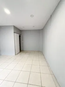 Ponto Comercial para alugar, 42m² no Centro, Macaé