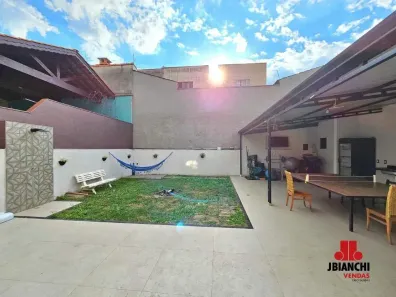 Sobrado com 3 Quartos à venda, 270m² no Vila Nova Socorro, Mogi das Cruzes