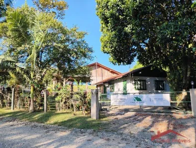 Casa com 2 Quartos para alugar, 63m² no Corveta, Araquari