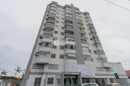 Apartamento com 2 Quartos à venda, 153m² no Kobrasol, São José