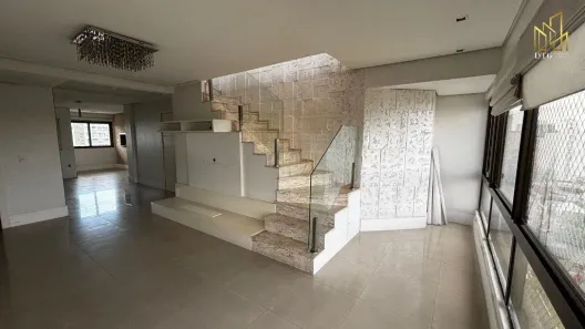 Cobertura com 3 Quartos para alugar, 300m² no Centro, Canoas