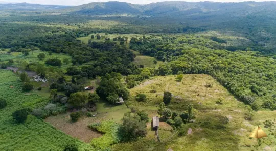 Fazenda/Sítio com 2 Quartos à venda, 1470m² no , Acorizal