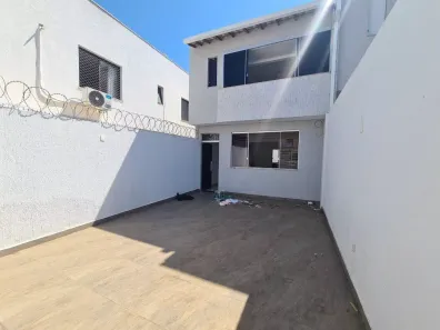 Casa com 3 Quartos à venda, 105m² no Rio Branco, Belo Horizonte