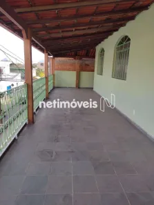 Prédio Comercial com 3 Quartos à venda, 400m² no Petrolândia, Contagem