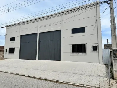 Apartamento com 2 Quartos para alugar, 56m² no Serraria, São José