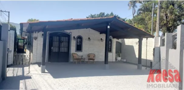 Casa com 2 Quartos à venda, 189m² no Vila Helena, Atibaia
