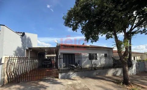 Casa com 4 Quartos à venda, 179m² no Parque das Laranjeiras, Maringá
