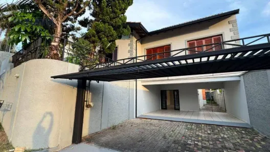 Casa com 3 Quartos à venda, 318m² no Jardim Paulista, Atibaia