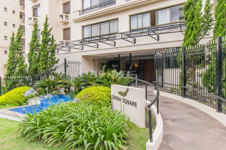 Apartamento com 2 Quartos para alugar, 75m² no Passo da Areia, Porto Alegre