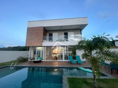 Casa de Condomínio com 3 Quartos à venda, 180m² no , Pardinho