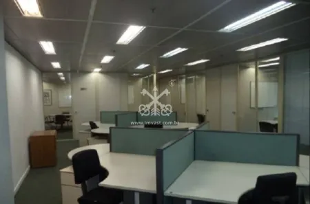 Sala Comercial para alugar, 260m² no Vila Olímpia, São Paulo