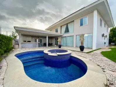 Sobrado com 3 Quartos para alugar, 549m² no Lagoa, Porto Velho