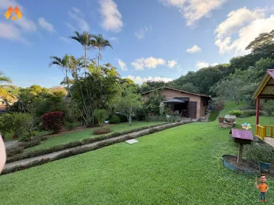 Fazenda/Sítio com 3 Quartos à venda, 17000m² no Granja dos Cavaleiros, Macaé