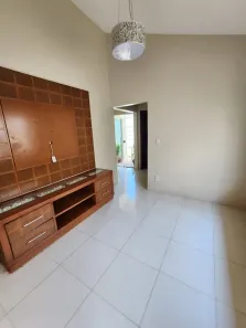 Casa com 4 Quartos para alugar, 210m² no Plano Diretor Norte, Palmas