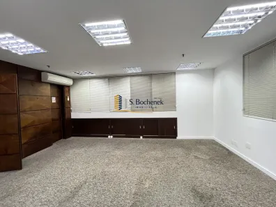Sala Comercial com 4 Quartos para alugar, 180m² no Santo Amaro, São Paulo