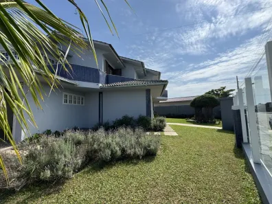 Casa com 4 Quartos à venda, 300m² no Centro, Balneário Rincão