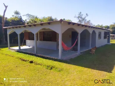 Fazenda/Sítio com 4 Quartos à venda, 10000m² no Fiuza, Viamão