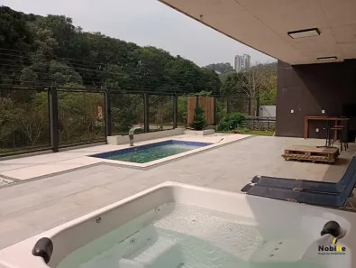 Casa com 4 Quartos à venda, 480m² no Salgado Filho, Caxias do Sul