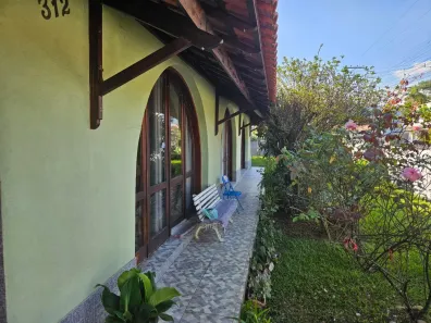 Imóvel Comercial com 4 Quartos para venda ou aluguel, 178m² no Cidade Jardim Itatiaia, Itatiaia