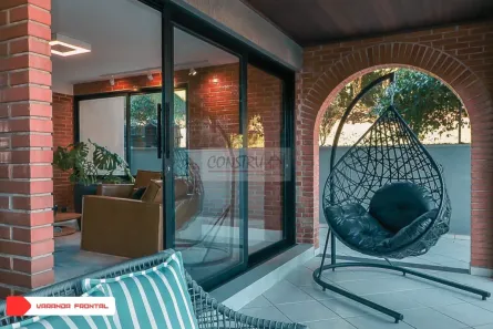 Casa com 4 Quartos à venda, 308m² no Ahú, Curitiba