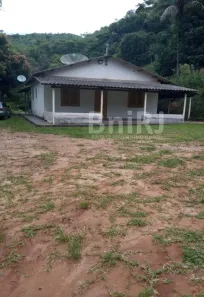 Fazenda/Sítio com 2 Quartos à venda, 57000m² no Posse, Petrópolis