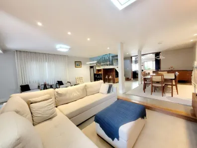 Casa com 4 Quartos à venda, 384m² no Vila Valqueire, Rio de Janeiro