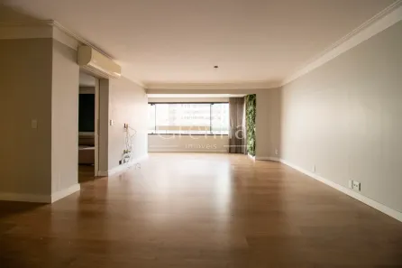 Apartamento com 3 Quartos para alugar, 147m² no Vila Uberabinha, São Paulo