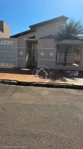 Casa com 3 Quartos à venda, 160m² no Jardim São Lourenço, Campo Grande