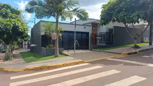 Casa com 2 Quartos à venda, 118m² no Jardim Pancera, Toledo
