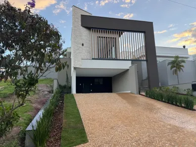 Casa com 4 Quartos para alugar, 260m² no Ondas, Piracicaba
