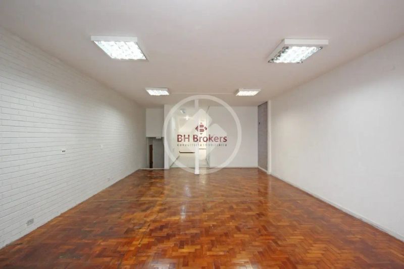 Casa com 4 quartos — Serra, Belo Horizonte