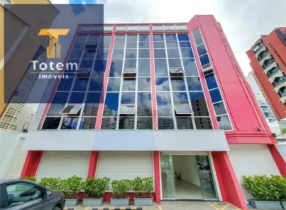 Prédio Comercial para alugar, 527m² no Pinheiros, São Paulo