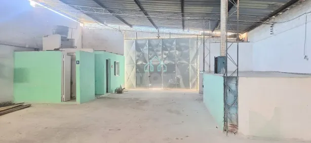 Galpão/Depósito/Armazém para alugar, 240m² no Jardim Continental, Taubaté