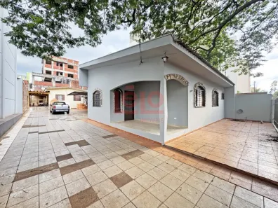 Casa com 2 Quartos para alugar, 273m² no Zona 07, Maringá