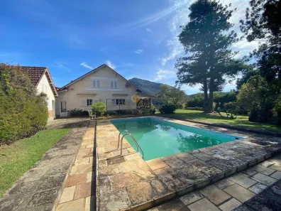 Casa de Condomínio com 6 Quartos à venda, 255m² no Fazenda Alpina, Teresópolis