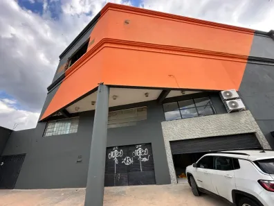 Ponto Comercial para alugar, 400m² no Santa Terezinha, Belo Horizonte