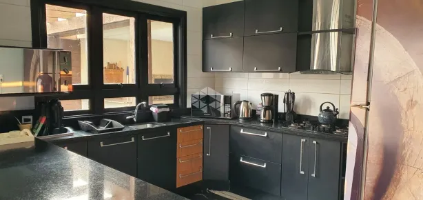 Casa com 3 Quartos à venda, 272m² no Hípica, Porto Alegre