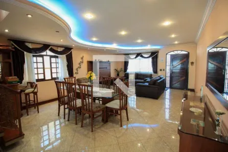Casa com 4 Quartos à venda, 266m² no Água Rasa, São Paulo